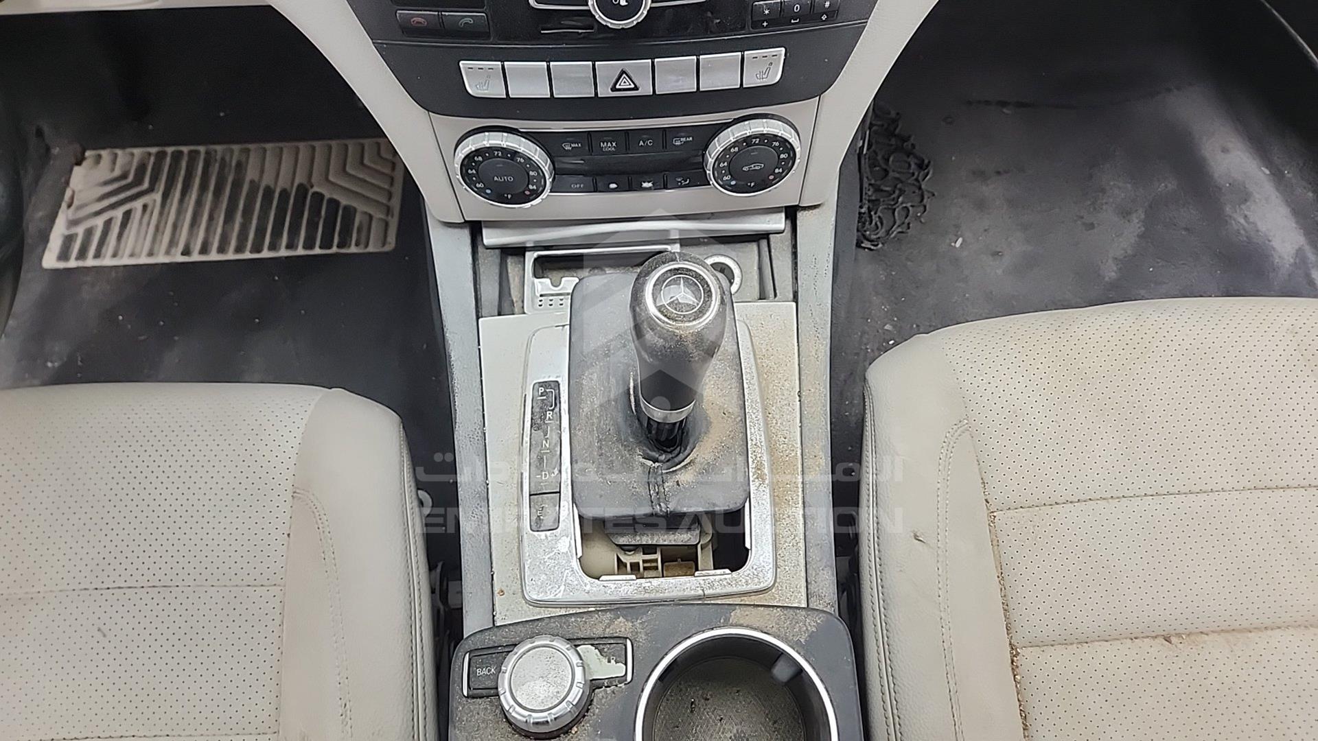 2013 MERCEDES C 250 VIN: WDDGJ4HB9DG054358