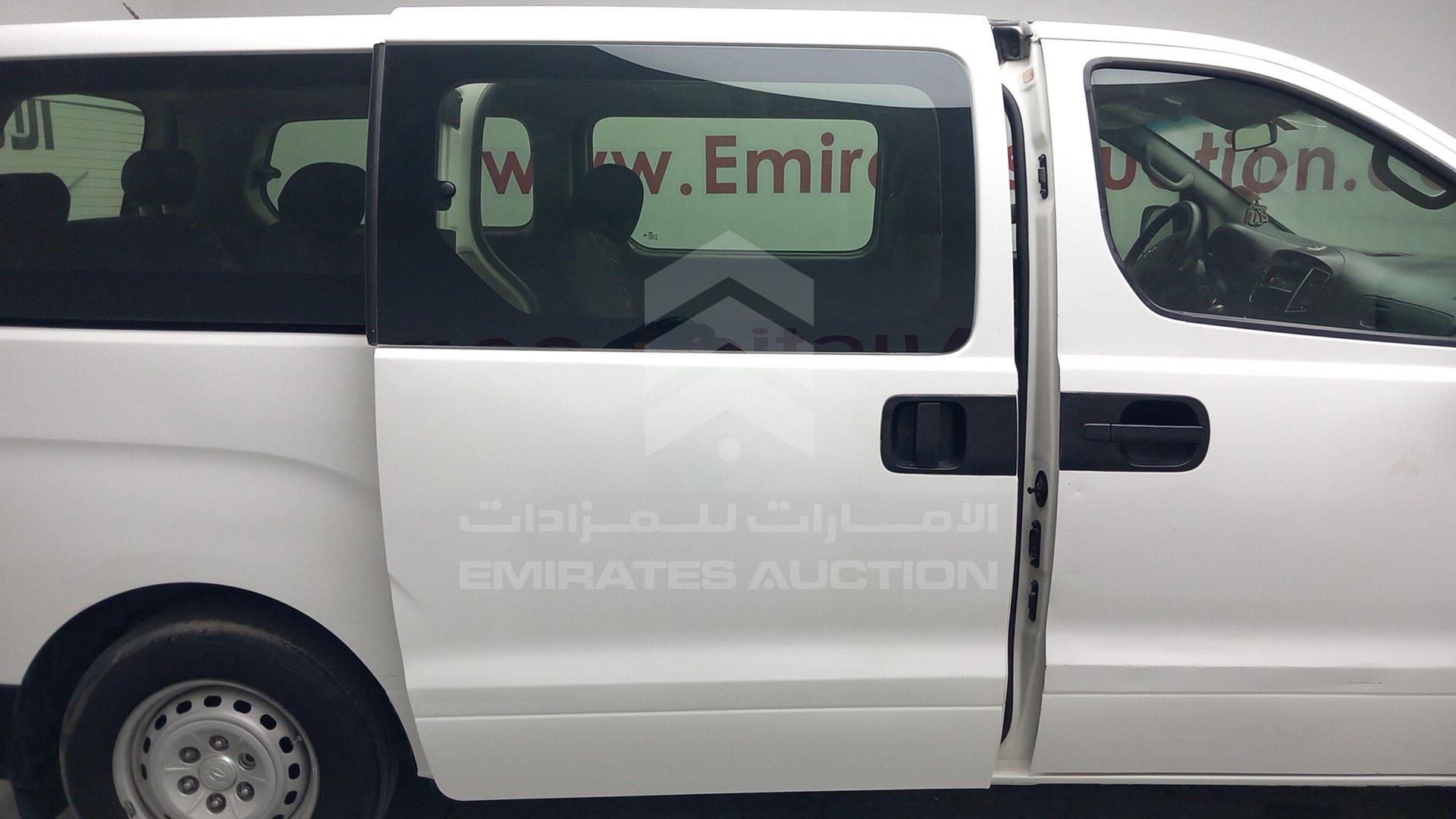 2017 HYUNDAI H1 VIN: KMJWA37R7HU866337