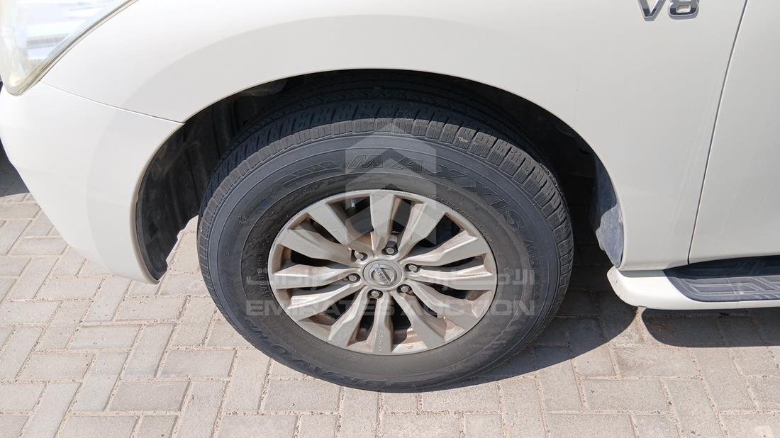 نيسان باترول 2019 — الإطار الأمامي الأيسر — صورة 31