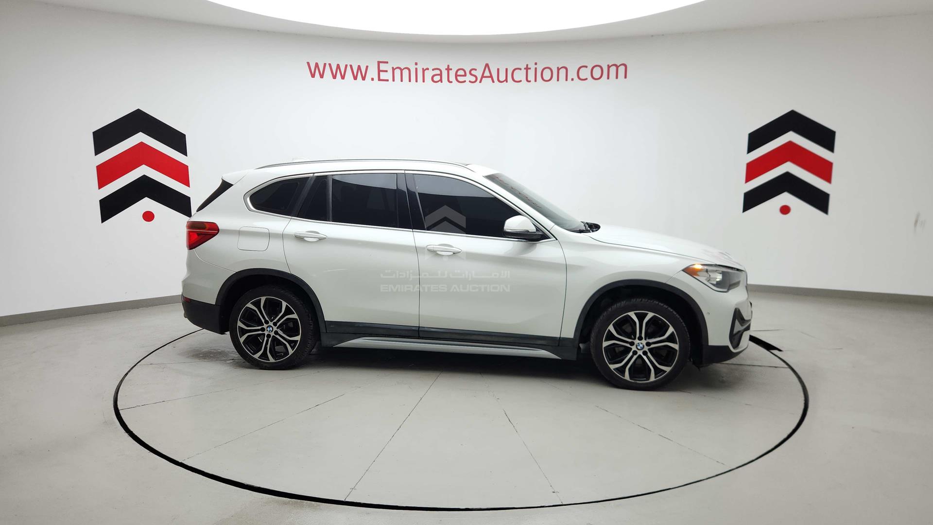 2021 BMW X1 VIN: WBXJG9C03MSS27498