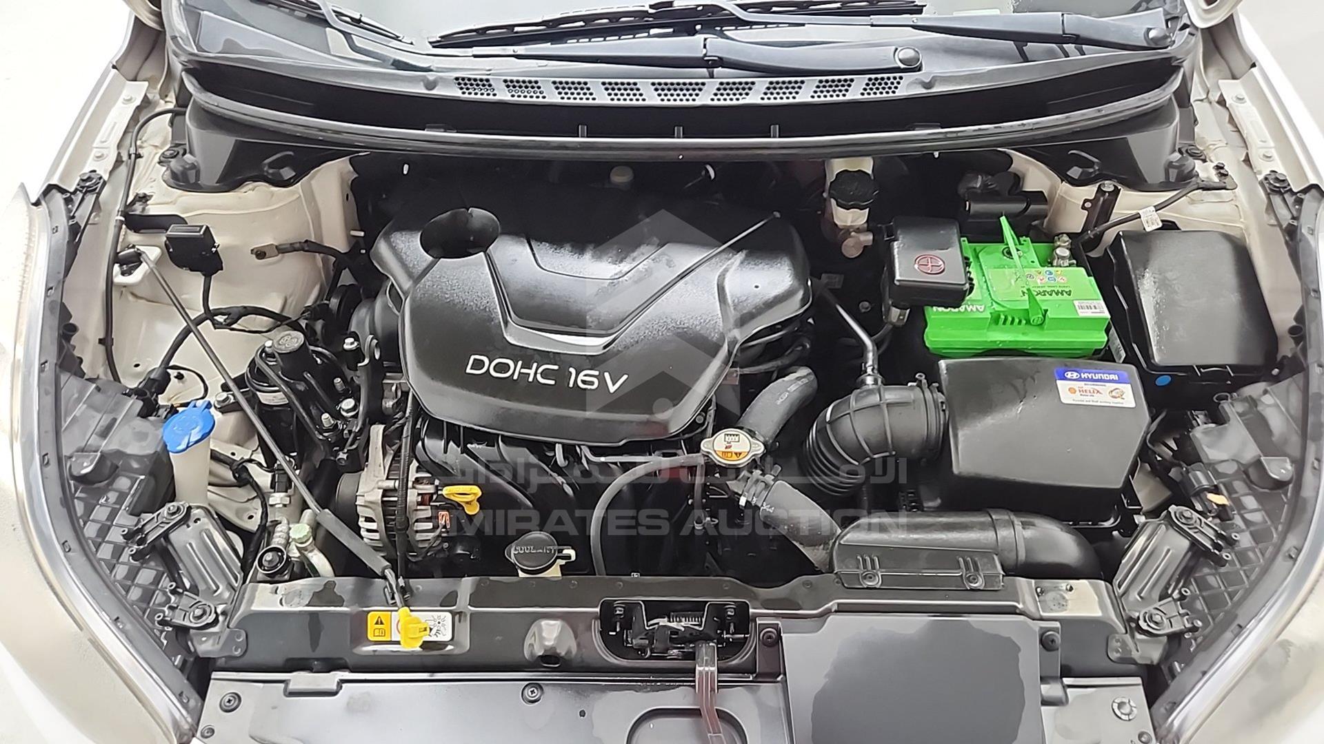 2014 HYUNDAI ELANTRA VIN: KMHDG41C8EU924159