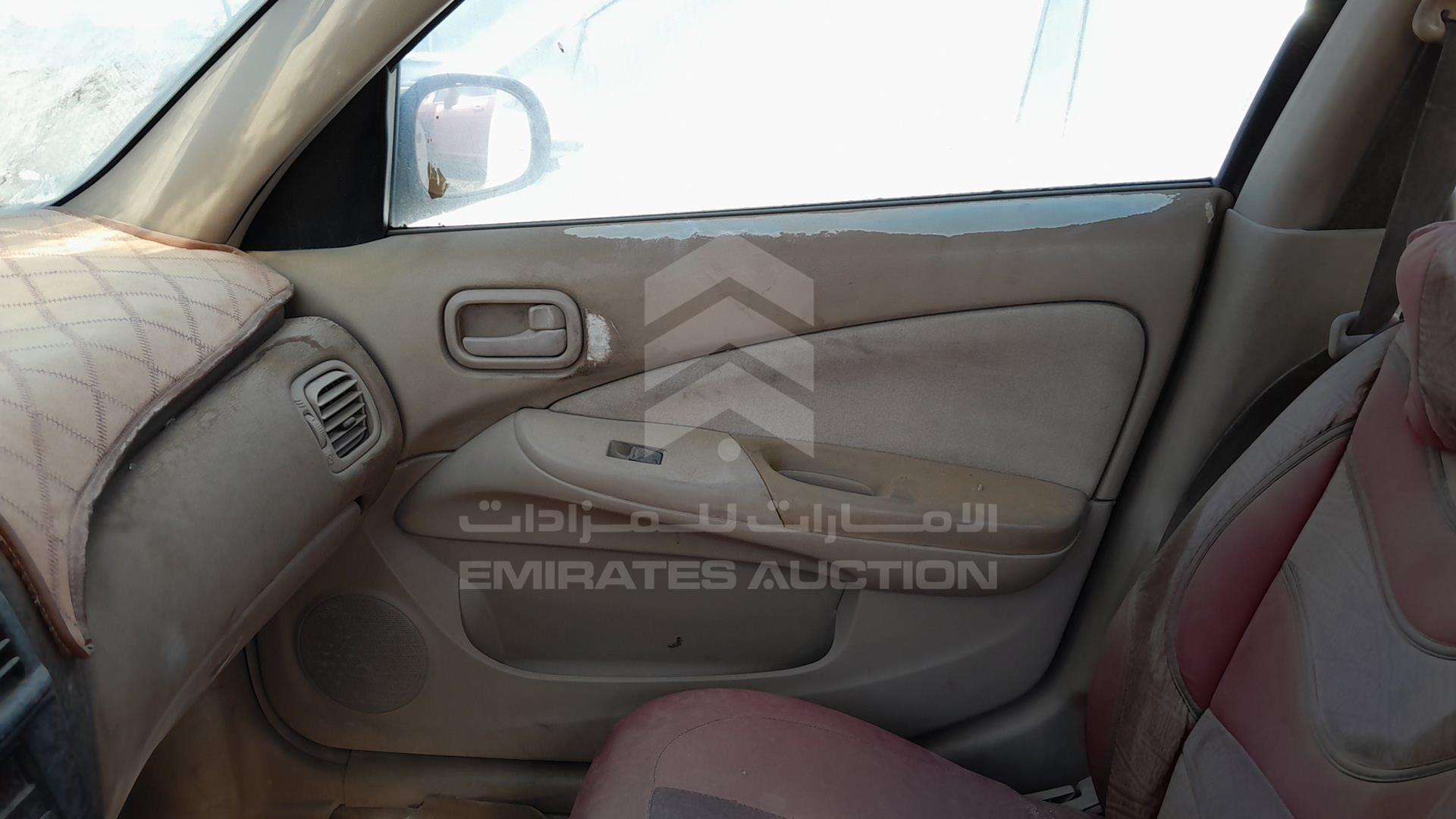 2003 NISSAN SUNNY VIN: JN1FN61C93W018735