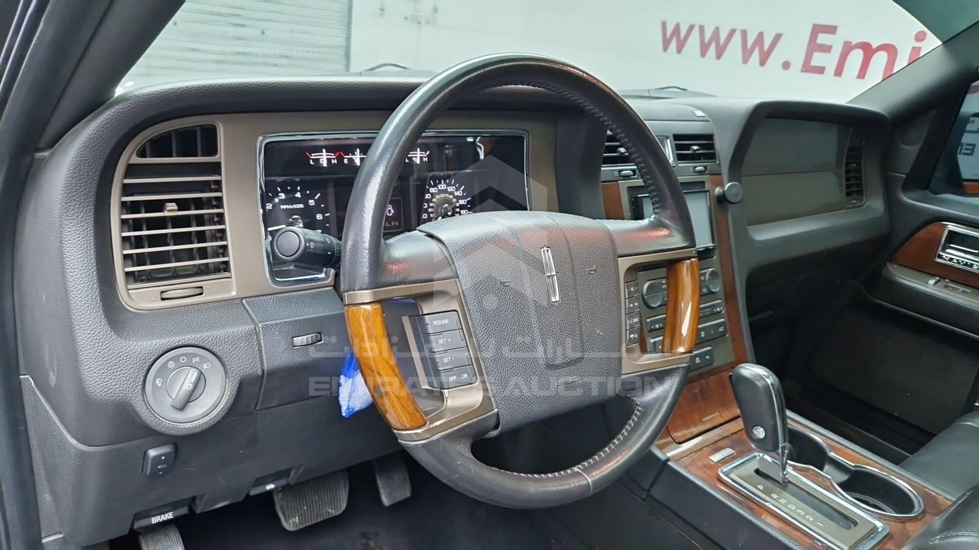 2012 LINCOLN NAVIGATOR VIN: 5LMJJ2J50CEL02041
