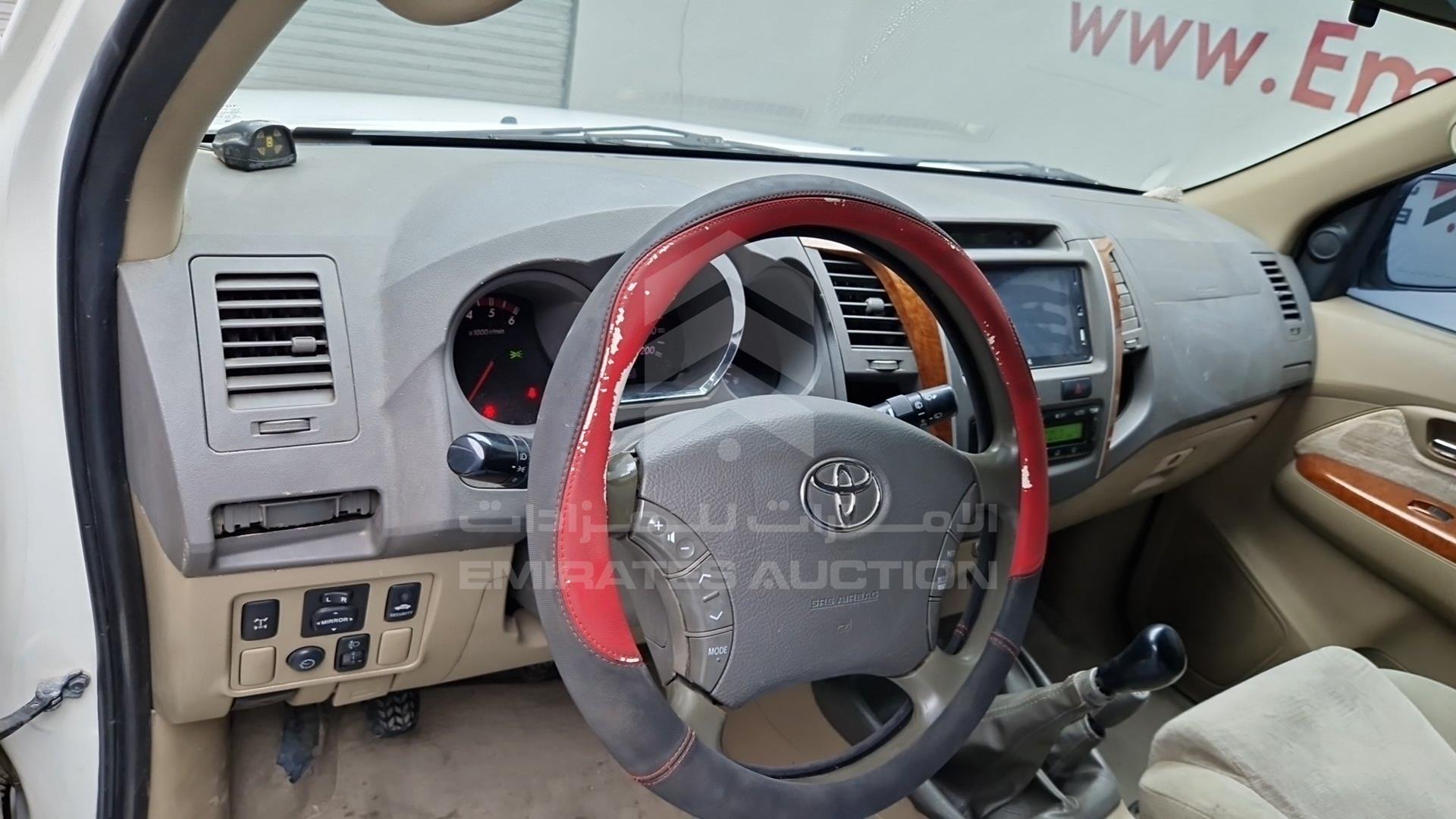 2009 TOYOTA FORTUNER VIN: MHFYU59G497009619