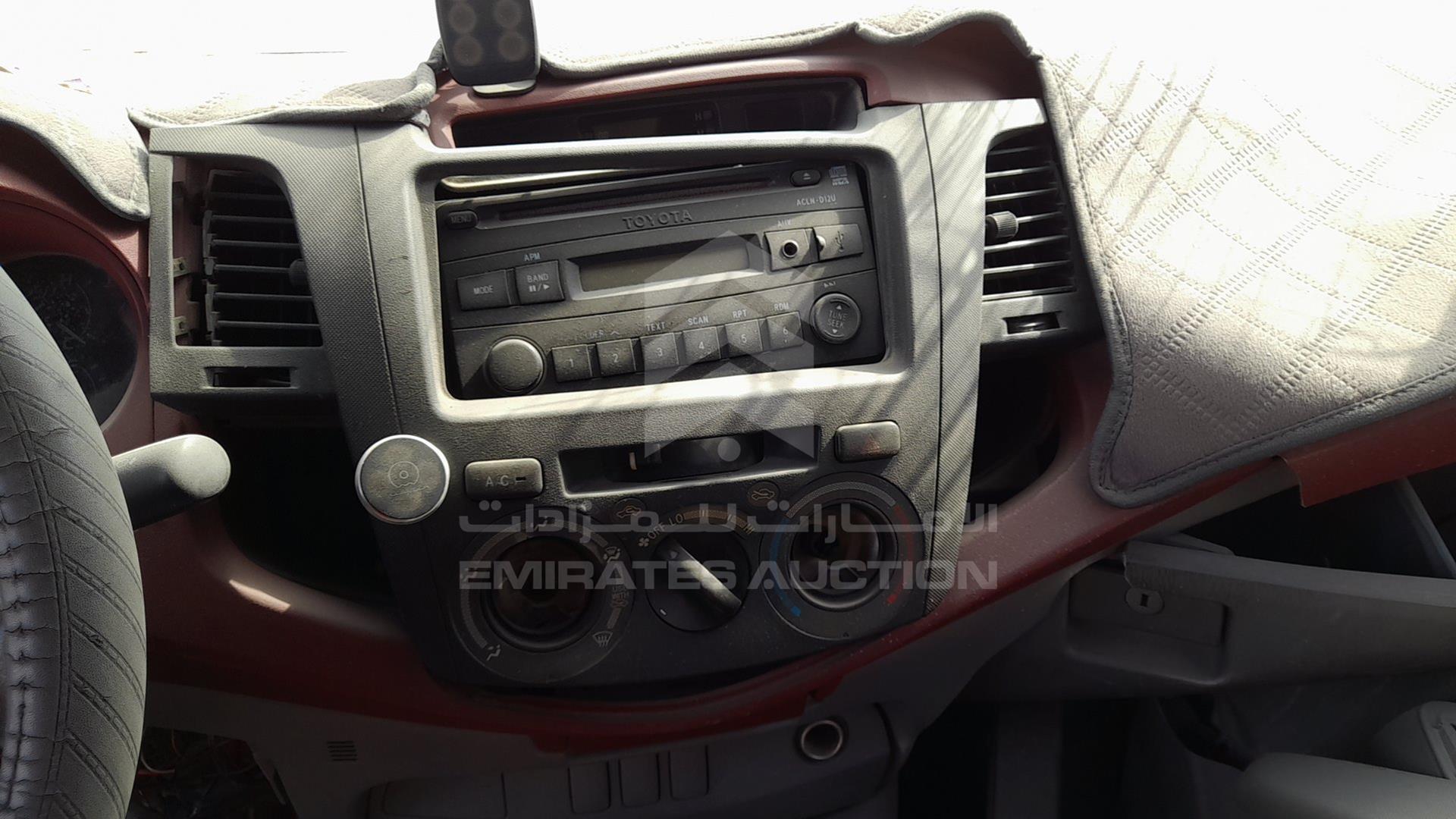 2011 TOYOTA HILUX VIN: MR0EX12G7B2057192