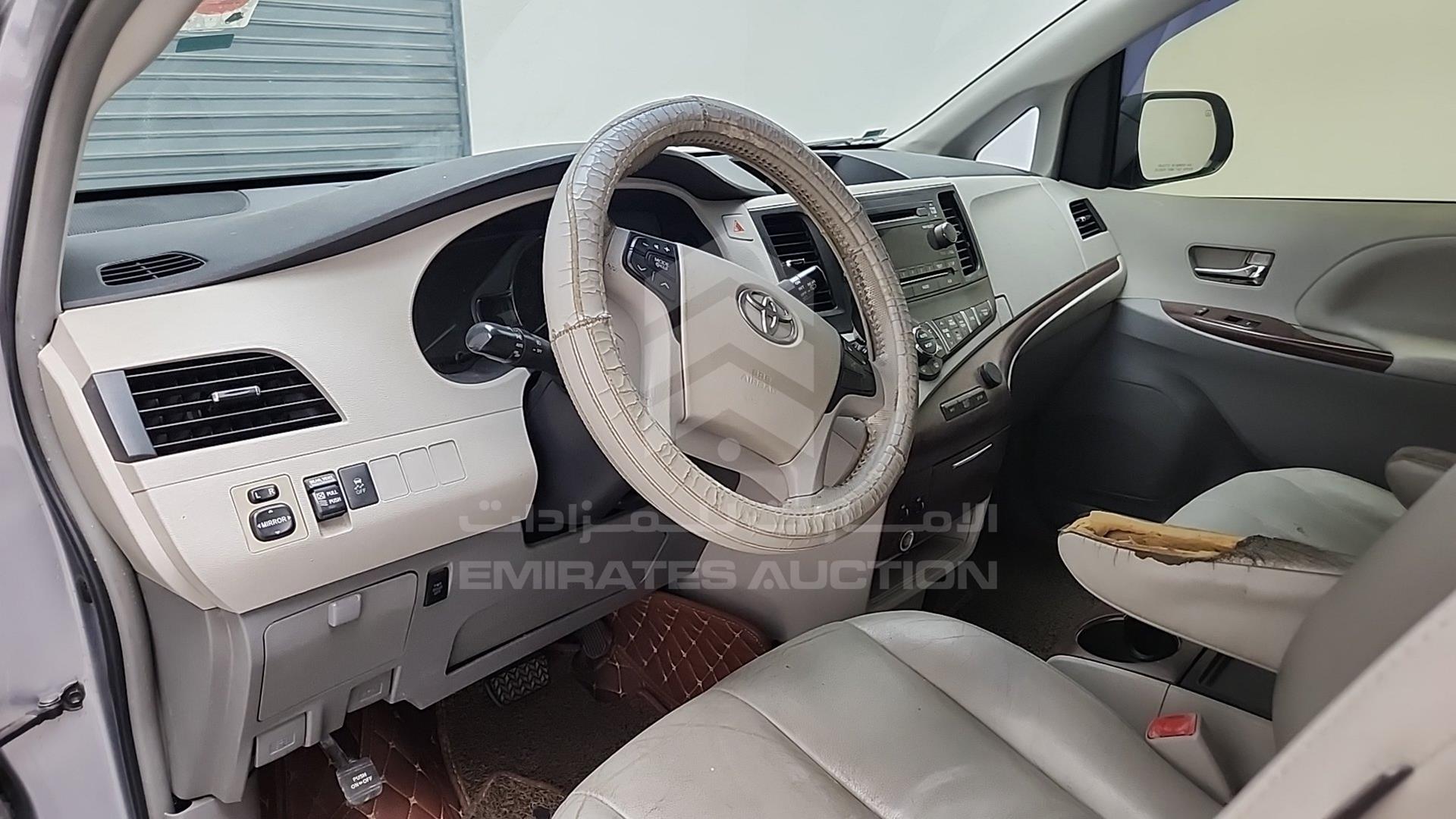 2013 TOYOTA SIENNA VIN: 5TDDK3DC3DS057328