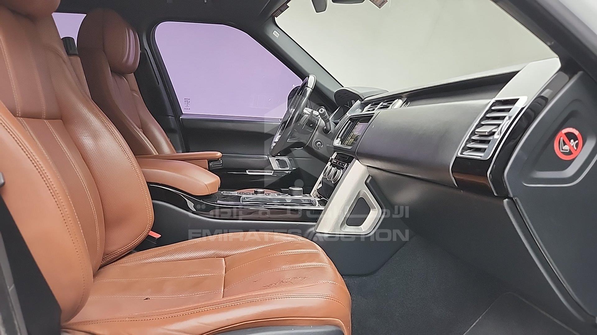 2015 RANGE ROVER VOGUE VIN: SALGA2EF2FA200250