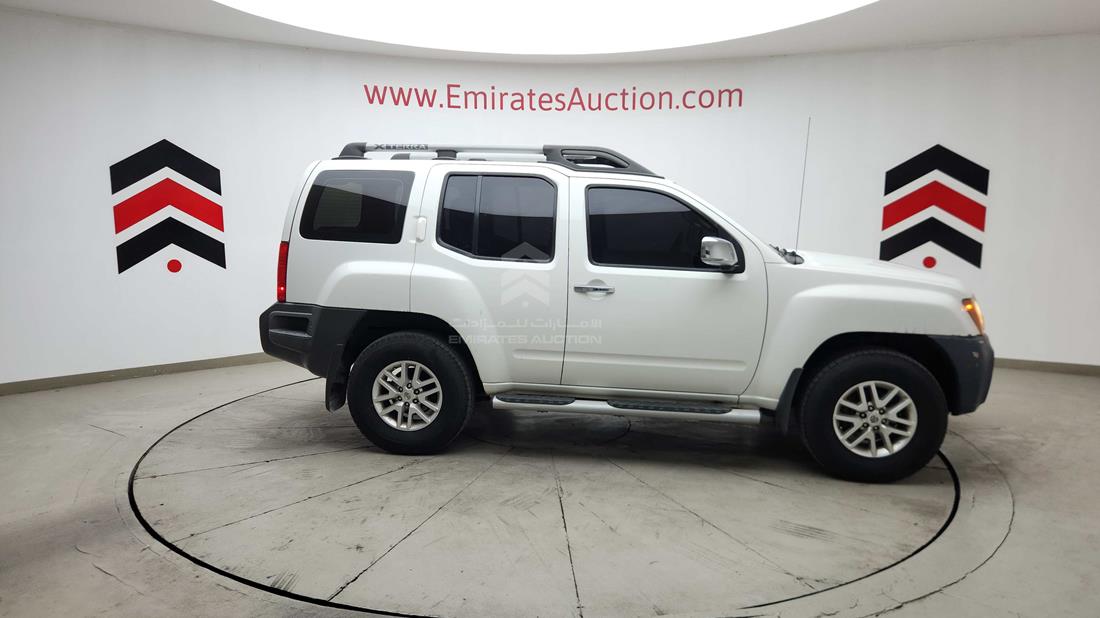 2015 Nissan Xterra — Right Full View — Photo 35