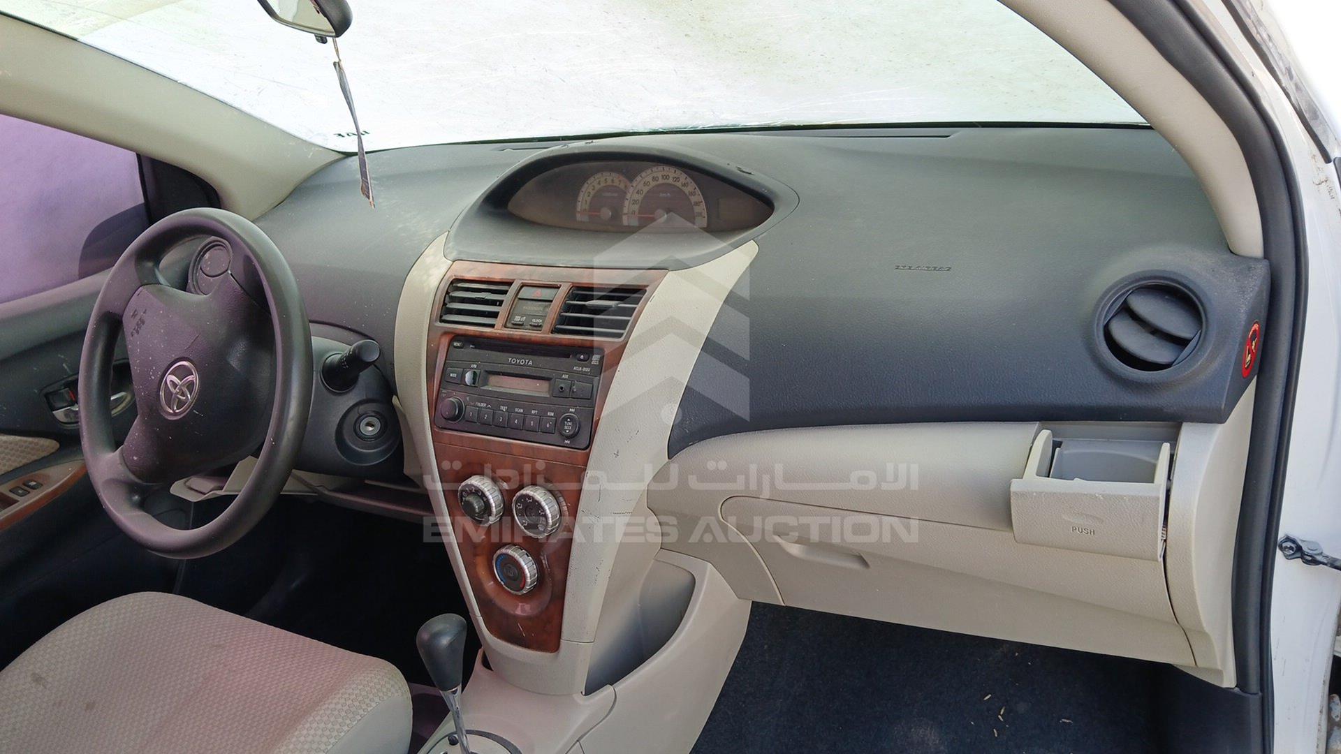 2007 TOYOTA YARIS VIN: JTDBW923271078156