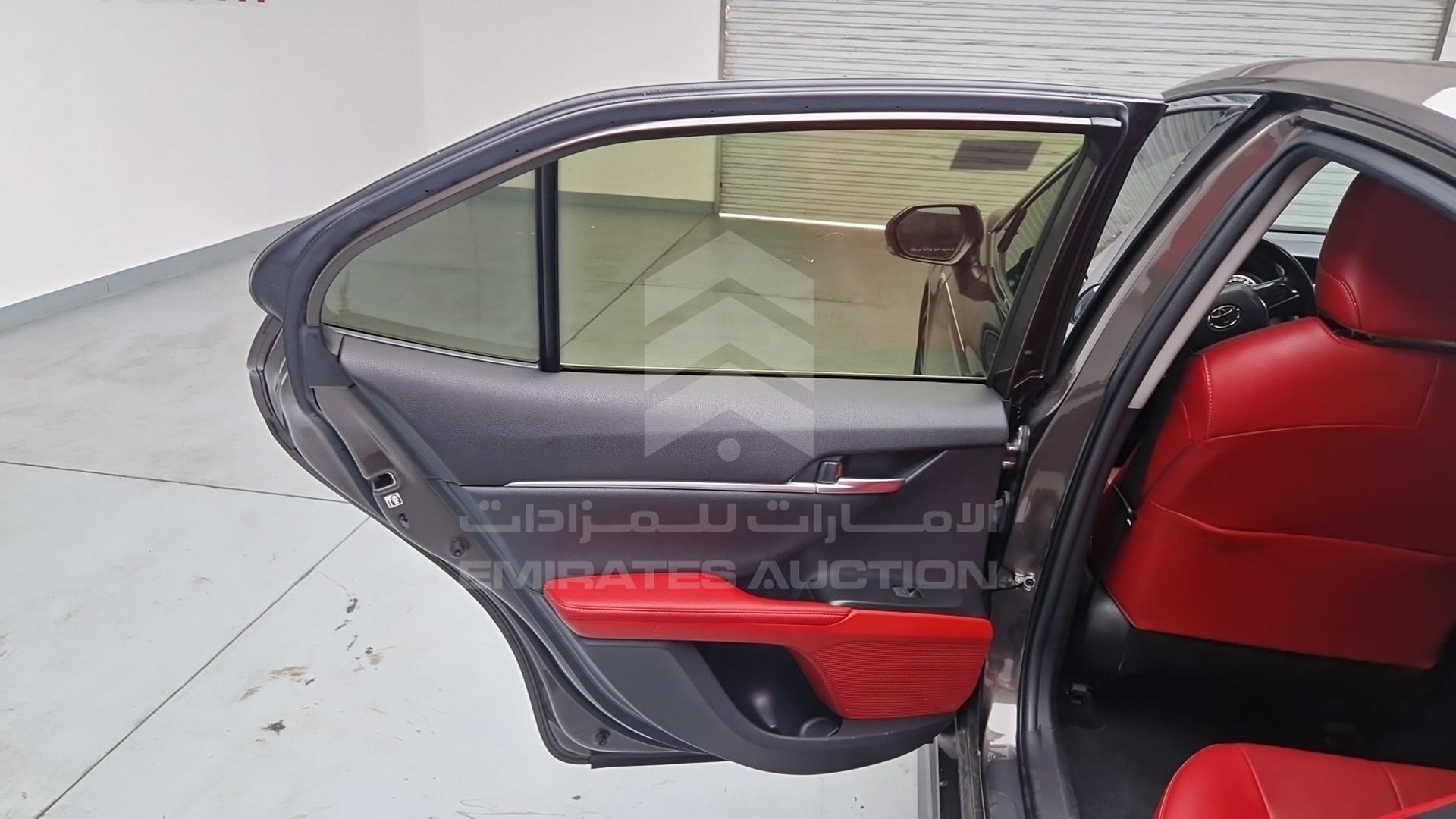 2021 TOYOTA CAMRY VIN: JTNBZ4HK6M3022189