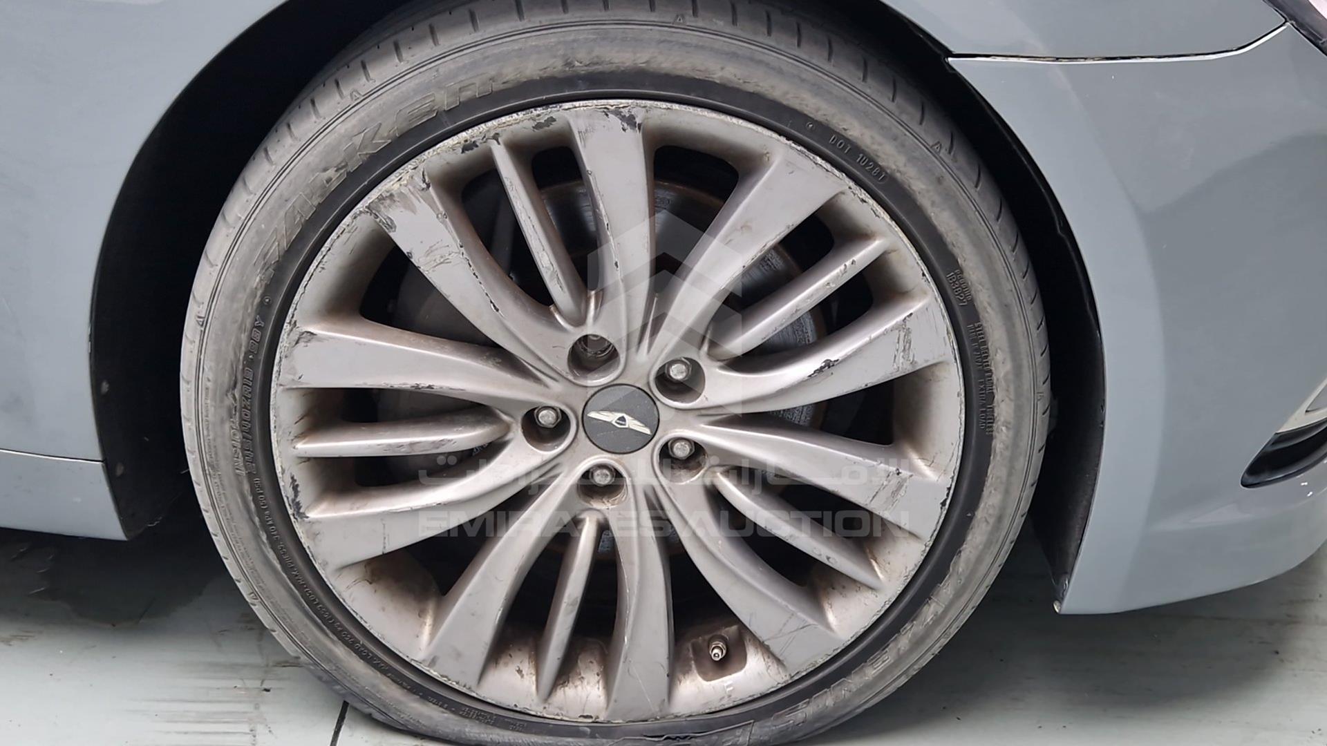 2016 HYUNDAI GENESIS VIN: KMHGM41DDGU126104