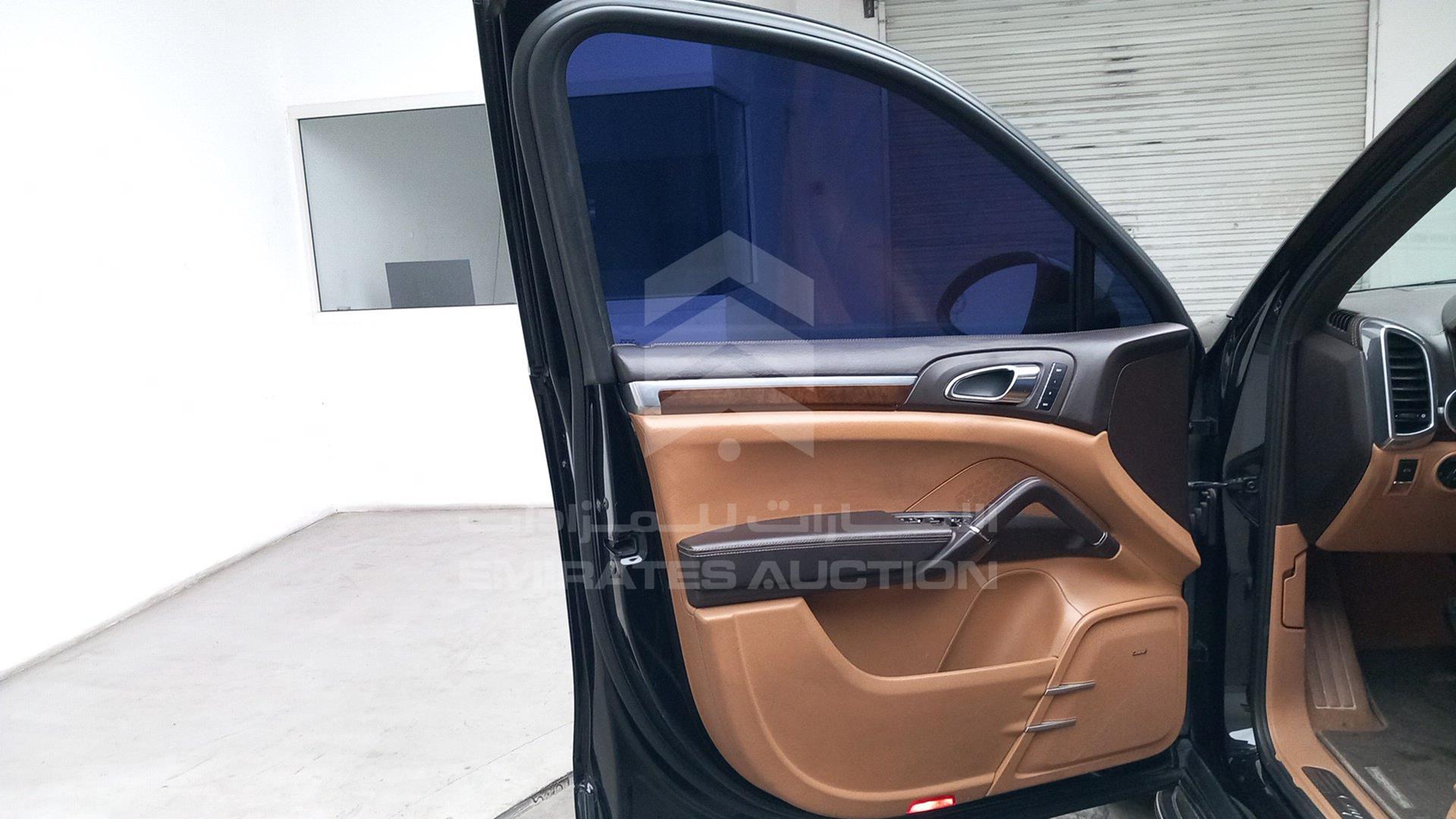 2012 PORSCHE CAYENNE VIN: WP1ZZZ92ZCLA41059