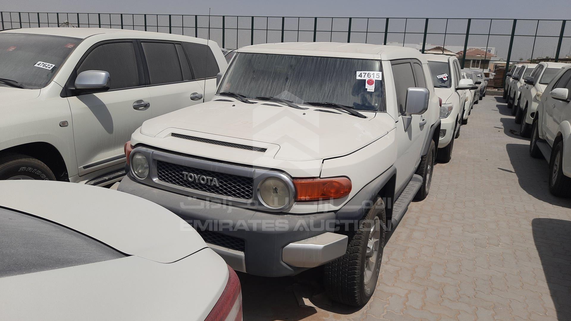 2013 TOYOTA FJ CRUISER VIN: JTEBU11FXDK171639