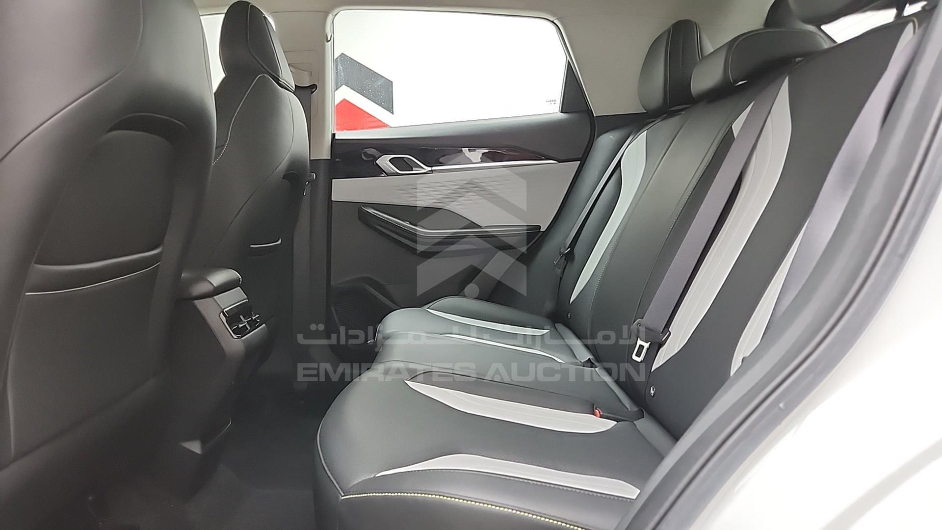 2024 GEELY COOLRAY VIN: LB3762KZ9RX503475