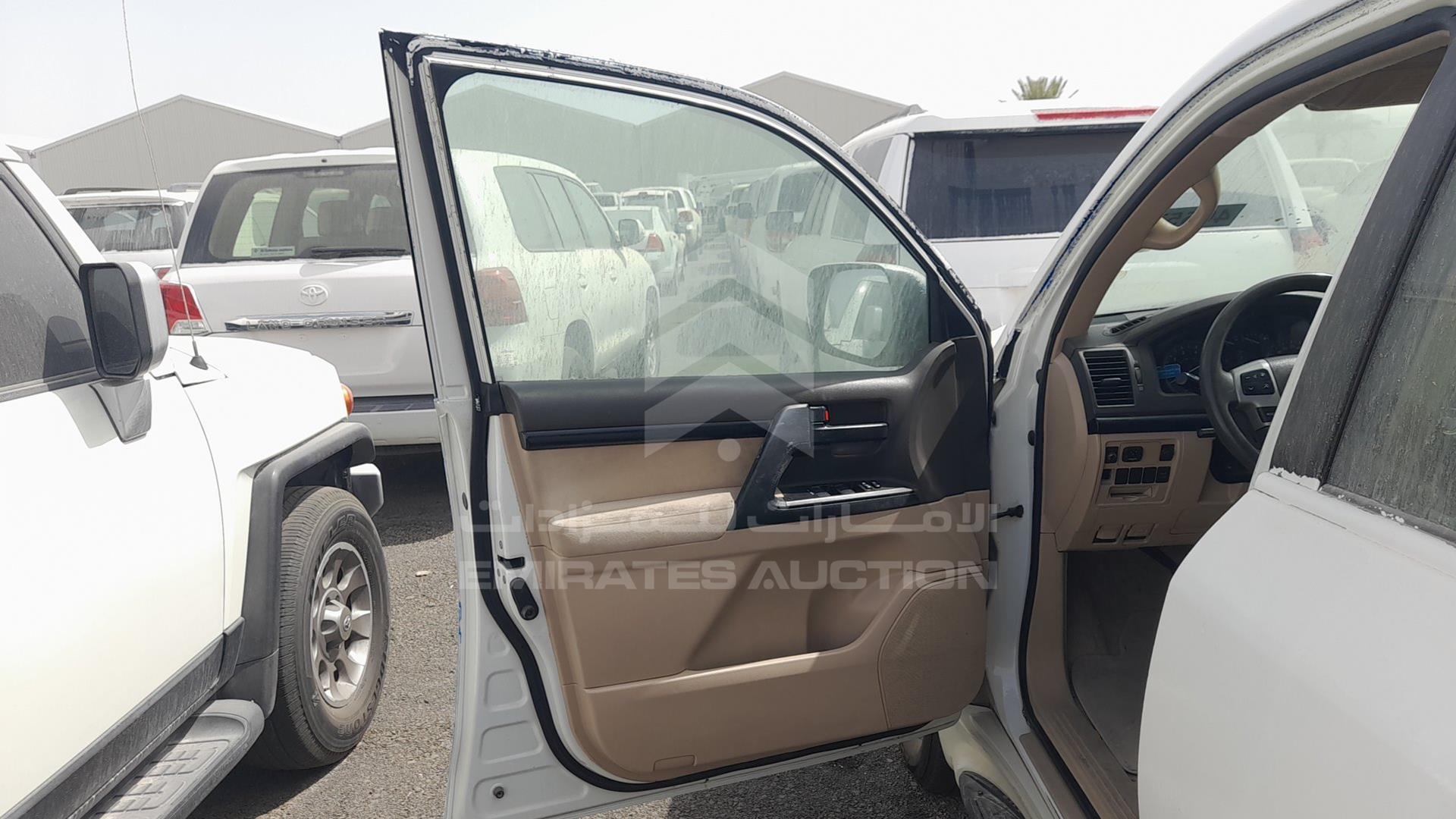 2014 TOYOTA LAND CRUISER VIN: JTMDU09JXE5082542