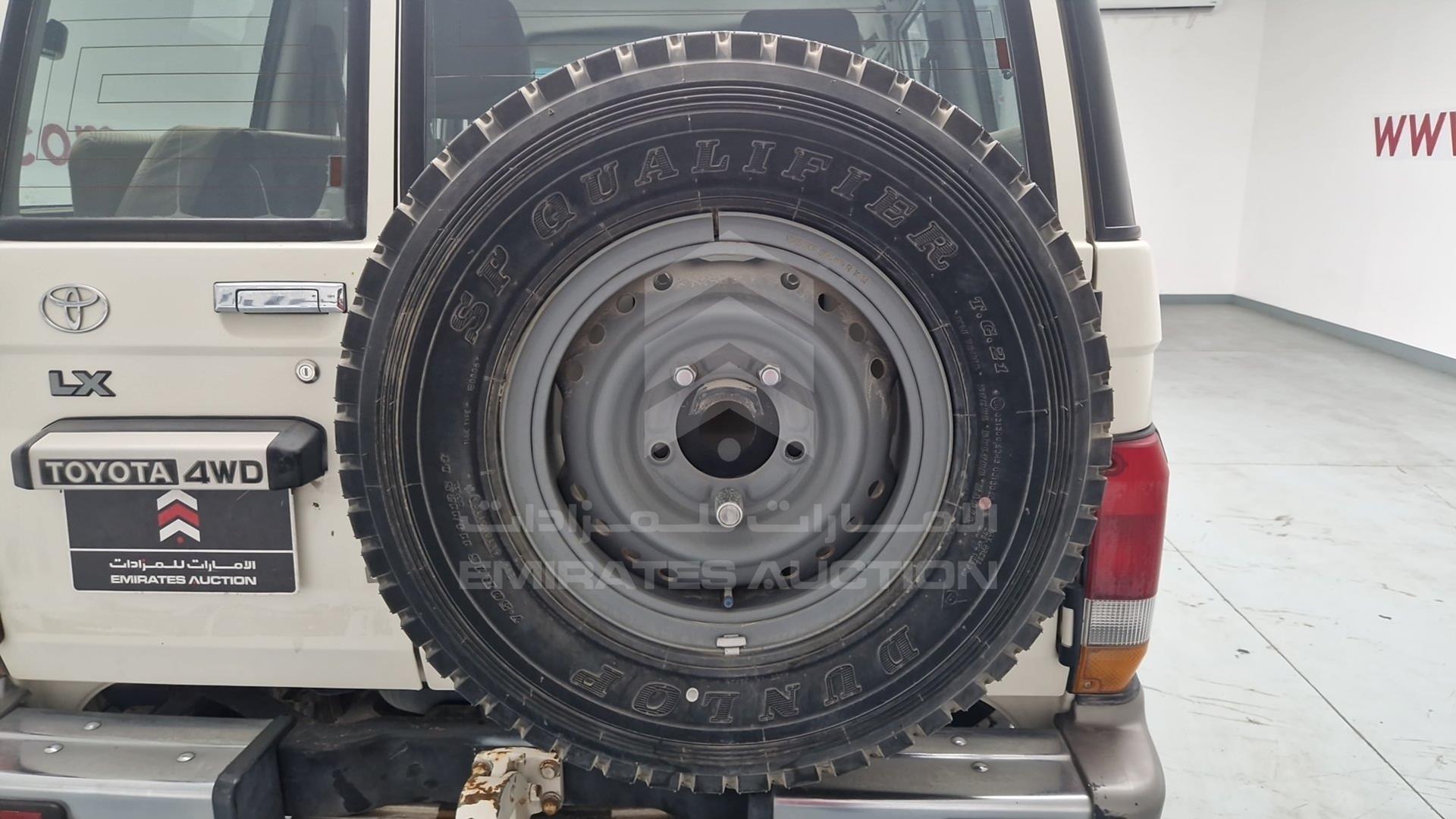 2012 TOYOTA LAND CRUISER VIN: JTGEB73J5C9008241