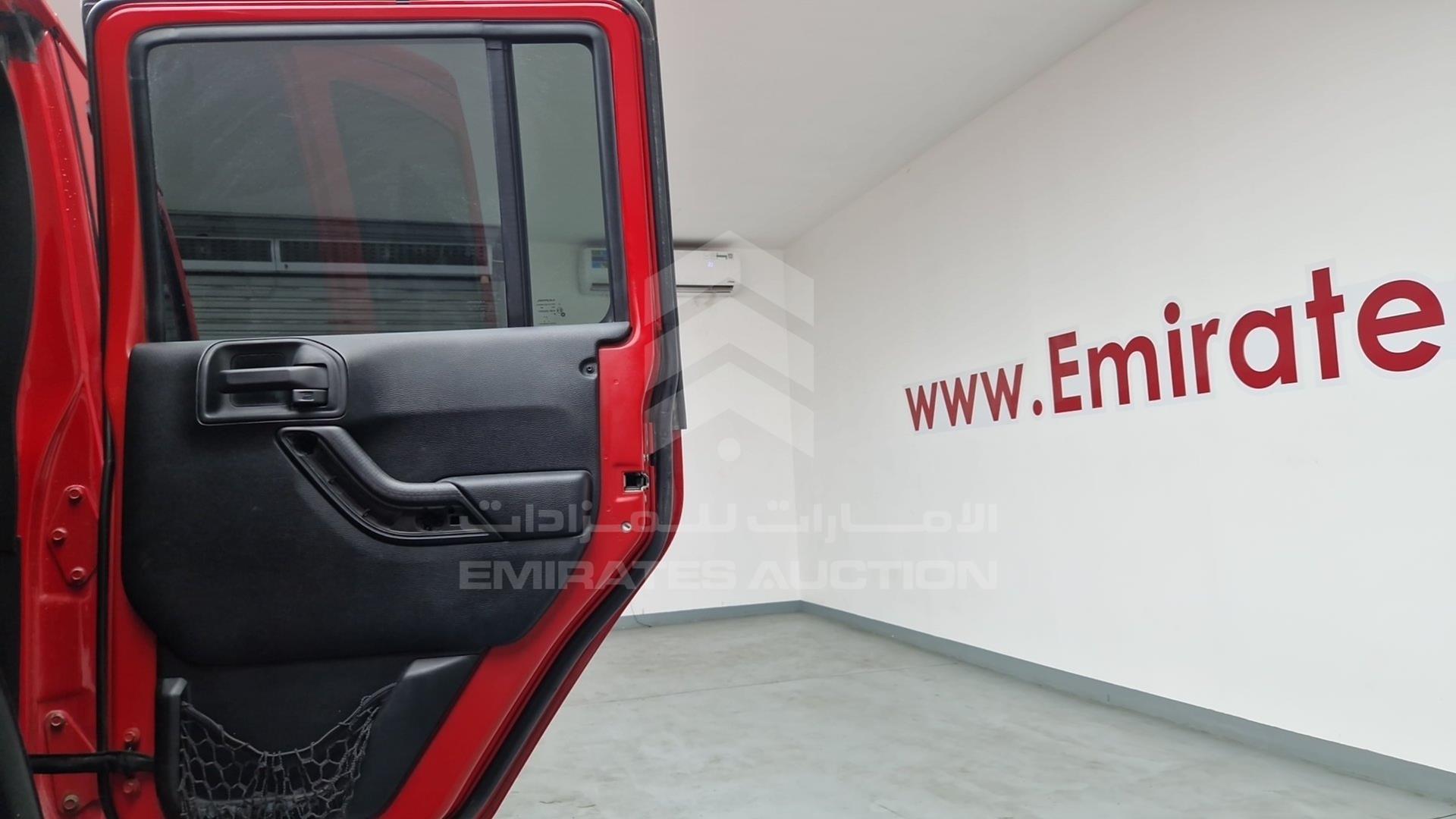 2015 JEEP WRANGLER SAHARA VIN: 1C4HJWE50FL522674