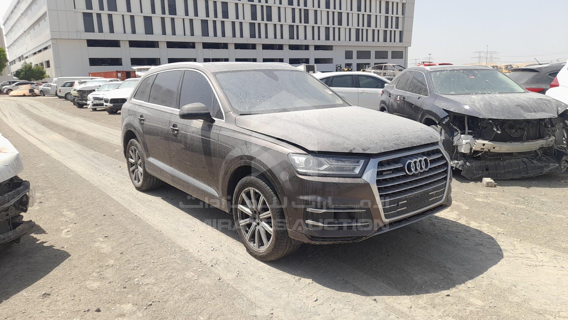 2018 AUDI Q7 VIN: WA1ZZZF73JD038204