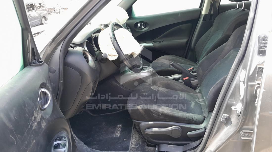 2015 Nissan Juke — Front Left Driver Seat View — Photo 12