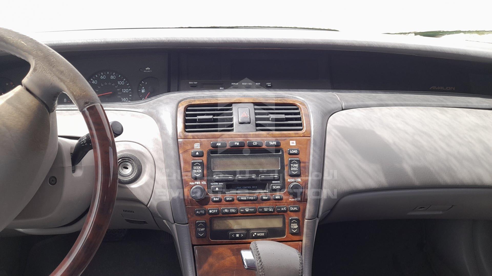 2003 TOYOTA AVALON VIN: 4T1BF28B63U300188