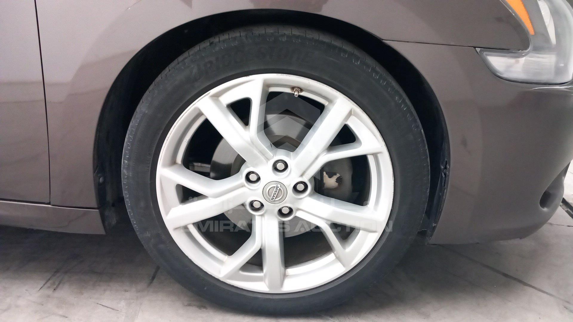 2014 NISSAN MAXIMA VIN: 1N4AA5AP7EC430520