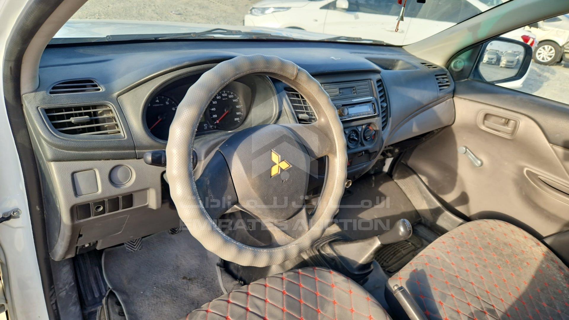 2016 MITSUBISHI L 200 VIN: MMBJNKJ40GH039774