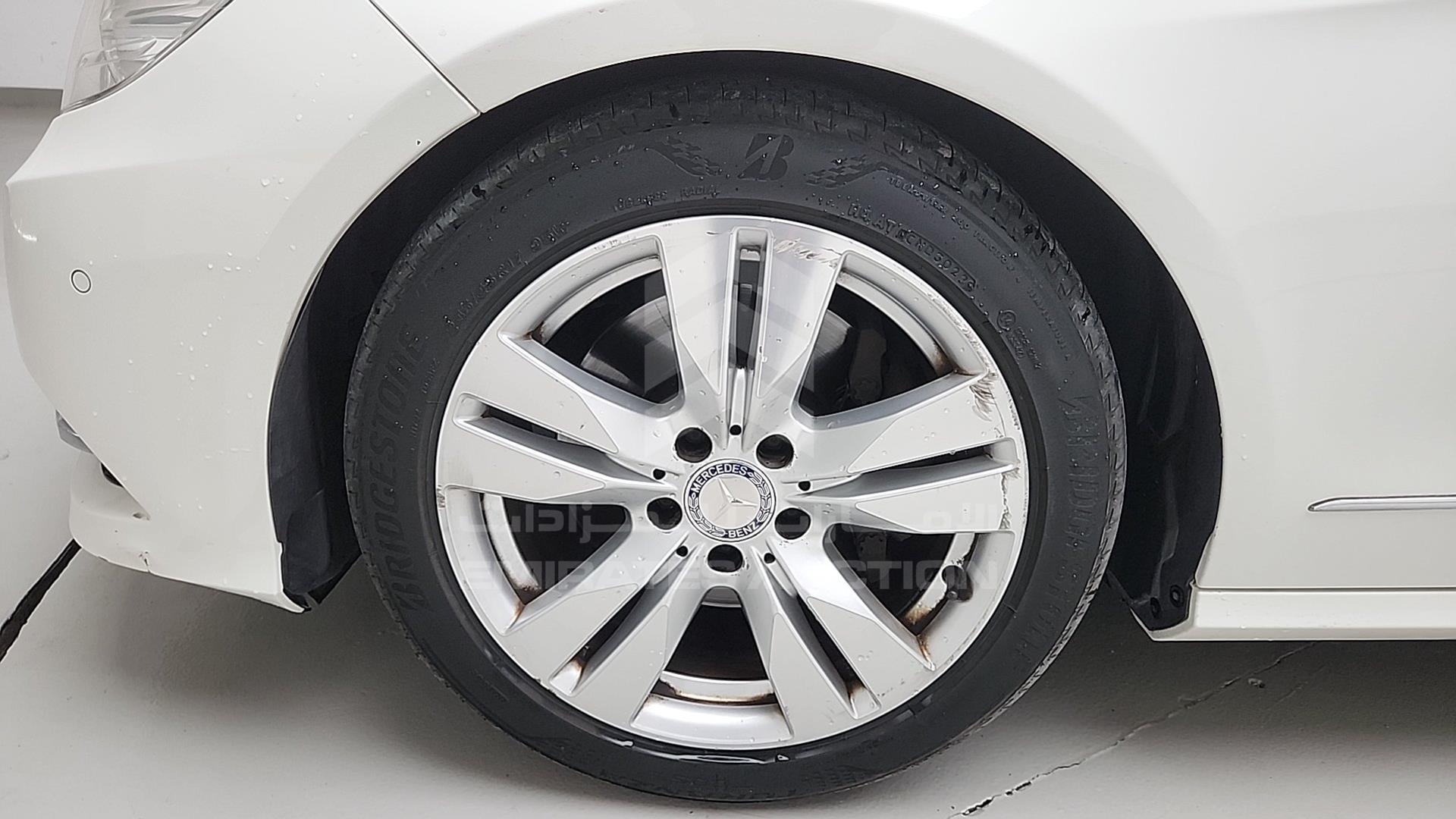 2011 MERCEDES E 300 VIN: WDDHF5EB5BA446138