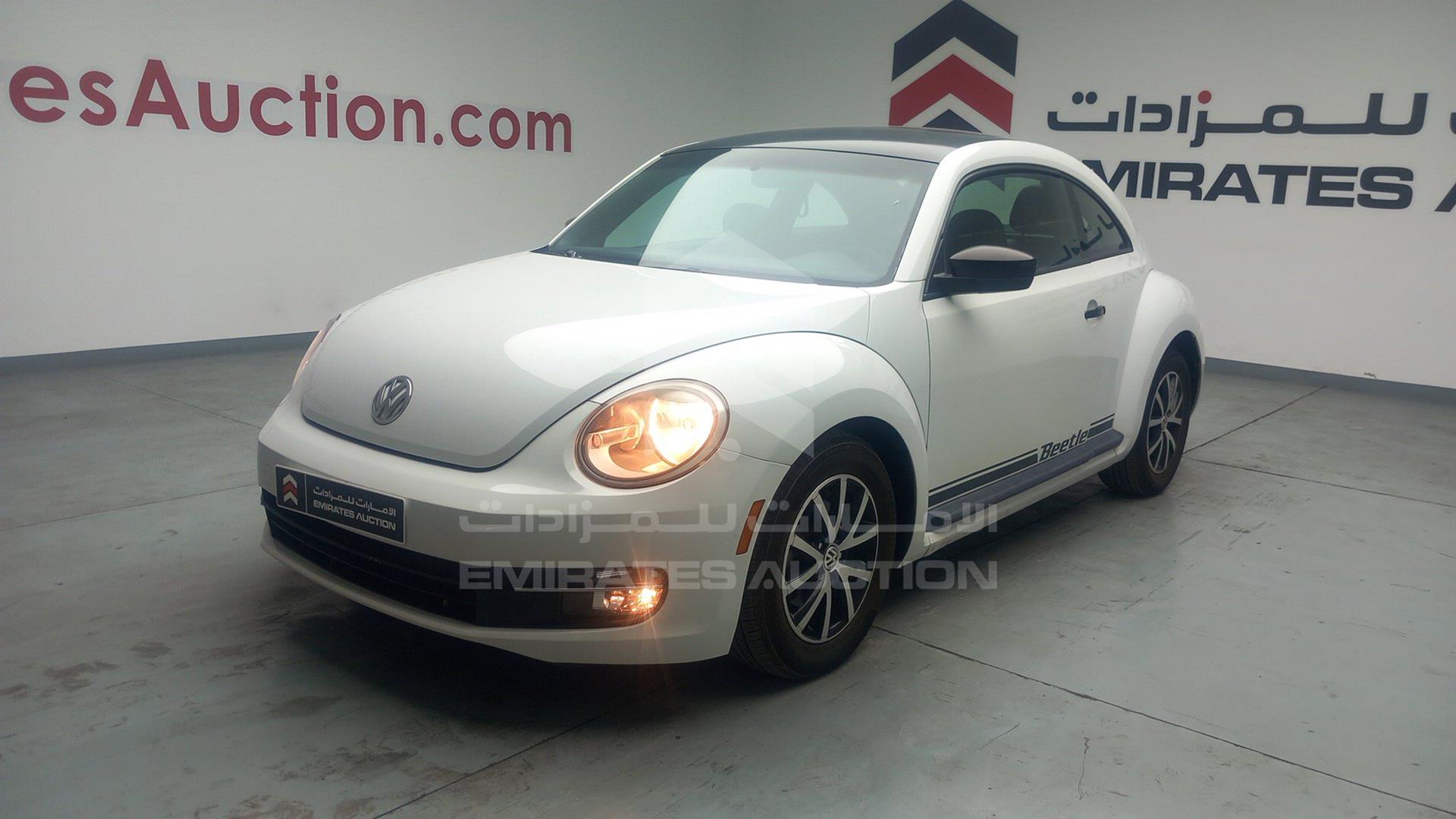 2015 VOLKSWAGEN BEETLE VIN: 3VWF17AT8FM619358