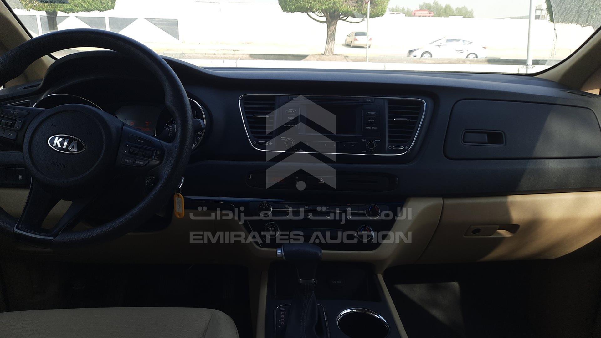 2020 KIA CARNIVAL VIN: KNAMB8126L6638052