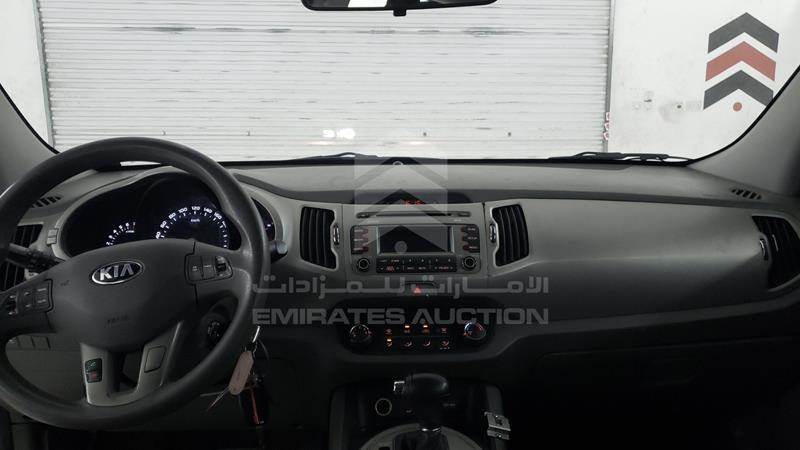 VIN: KNAPB8126G7843173 Auction: EmiratesAuction Lot: 405714 VIN: KNAPB8126G7843173 Kia Sportage 2016 WHITE Photo 15