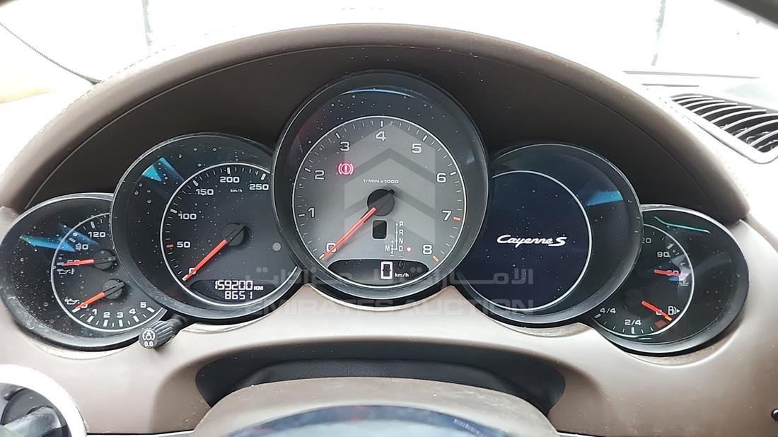 2016 Porsche Cayenne — Dent — Photo 28
