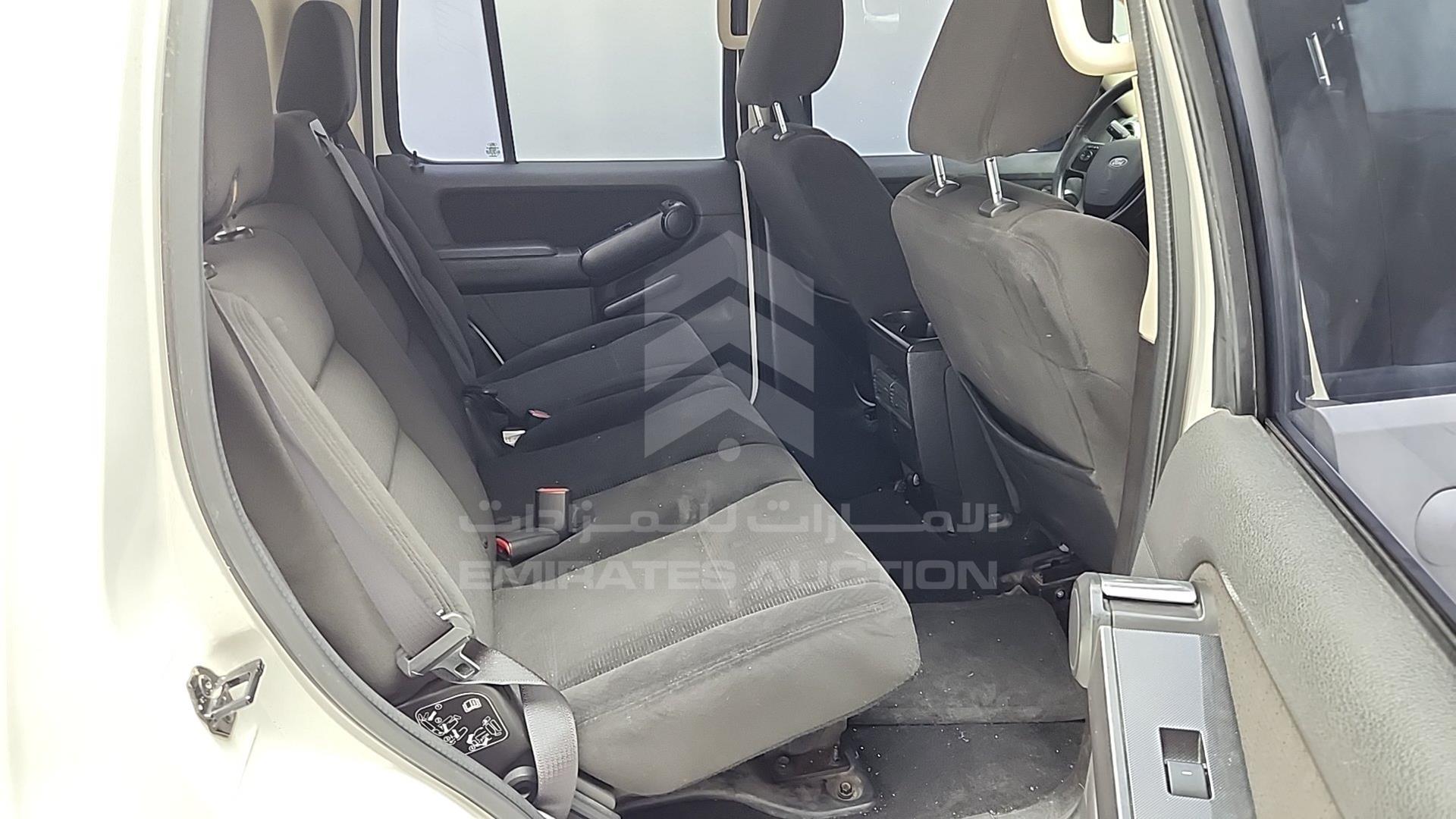 2010 FORD EXPLORER VIN: 1FMEU7DE0AUB12537