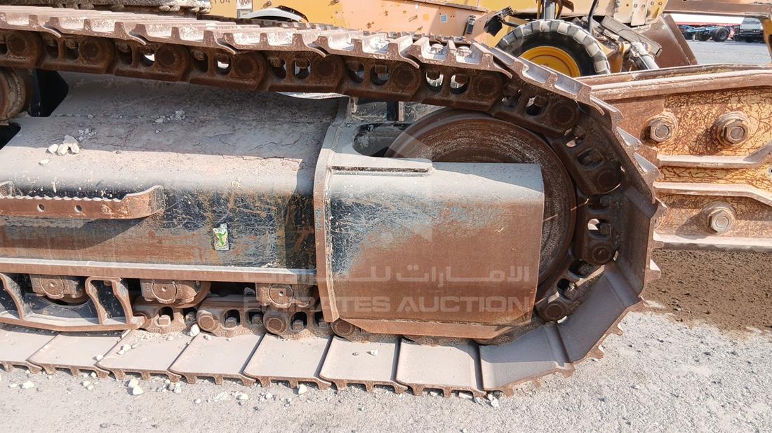 2016 Caterpillar 330D — Front Right Tyre — Photo 23