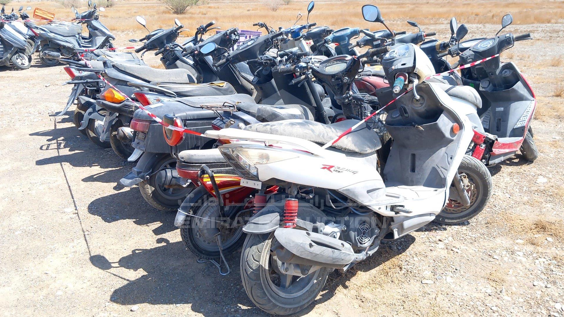 0 UNDEFINED 20 SCOOTER VIN: RFBSR25BA9R160162