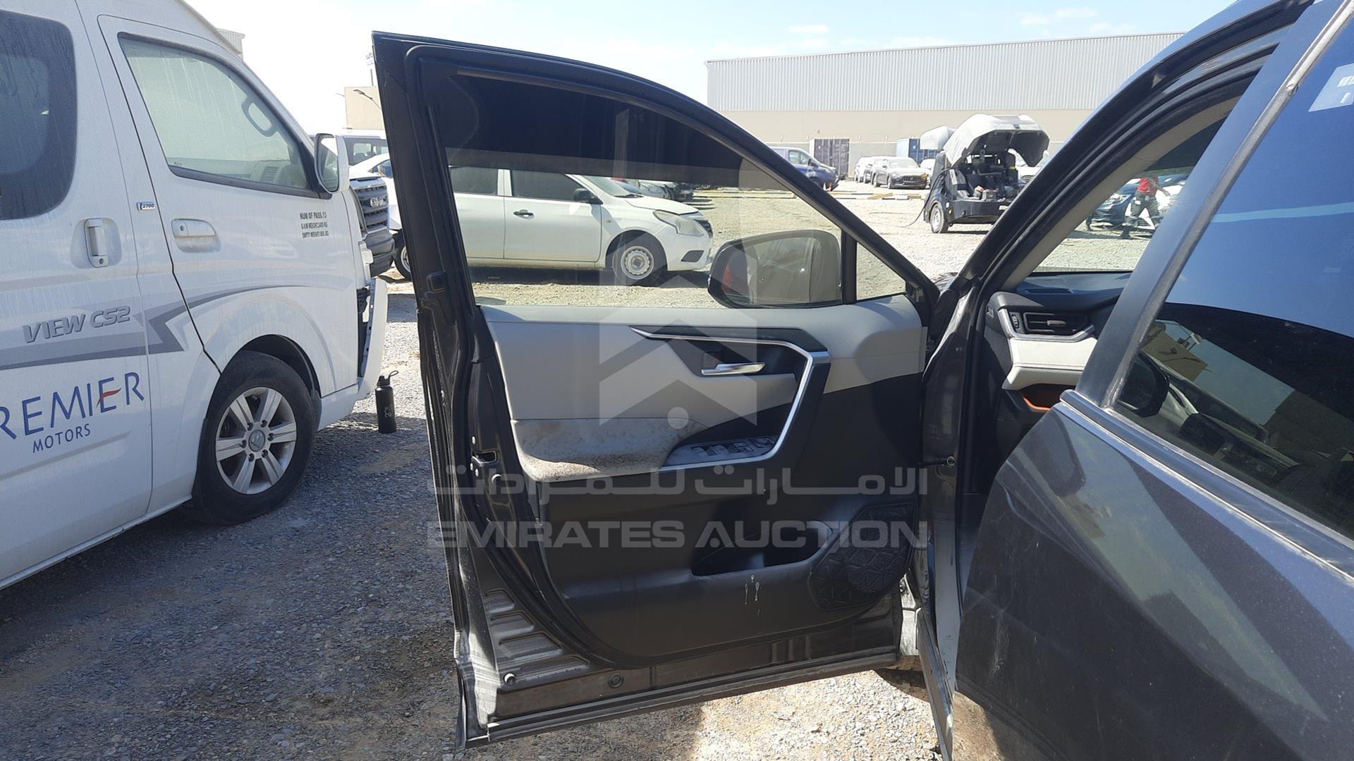 2020 TOYOTA RAV-4 VIN: JTMJ13FV8LJ031601
