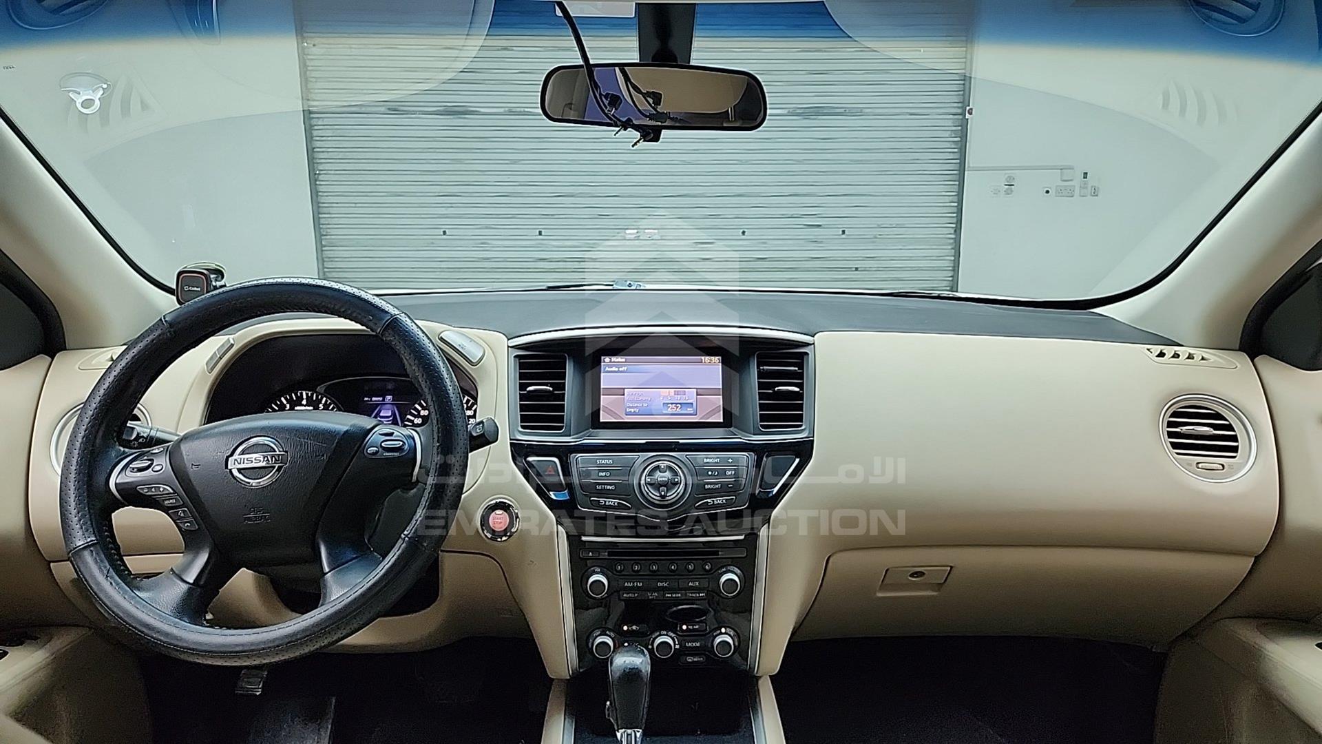 2016 NISSAN PATHFINDER VIN: 5N1AR2M53GC609082