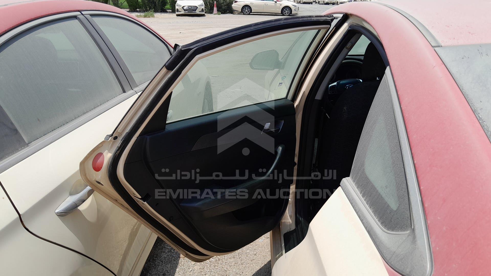 2019 HYUNDAI SONATA VIN: KMHE24133KA092956