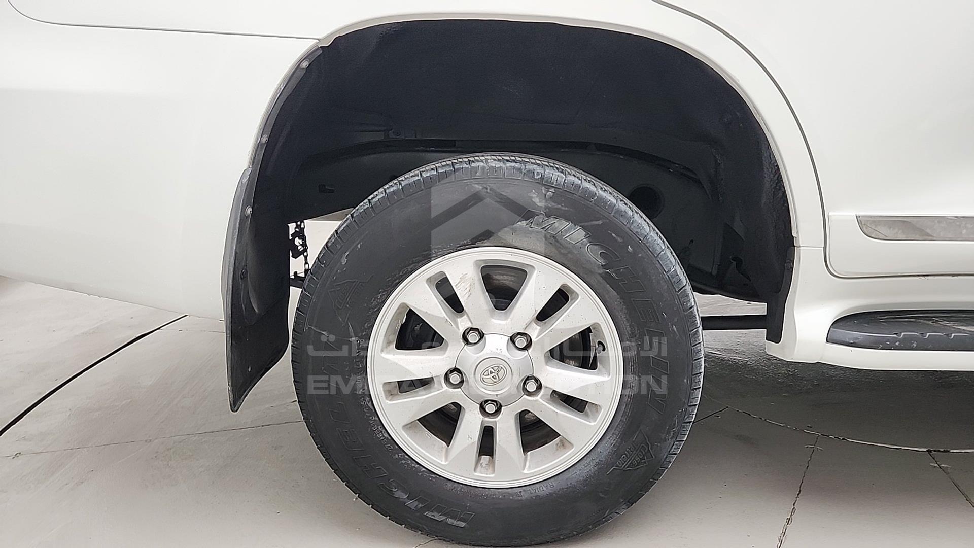2010 TOYOTA LAND CRUISER VIN: JTMHU09J8A5031360