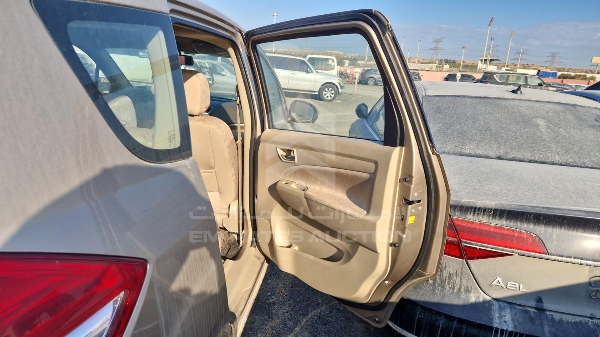 2015 SUZUKI ERTIGA VIN: MA3ZE8A11F0261397