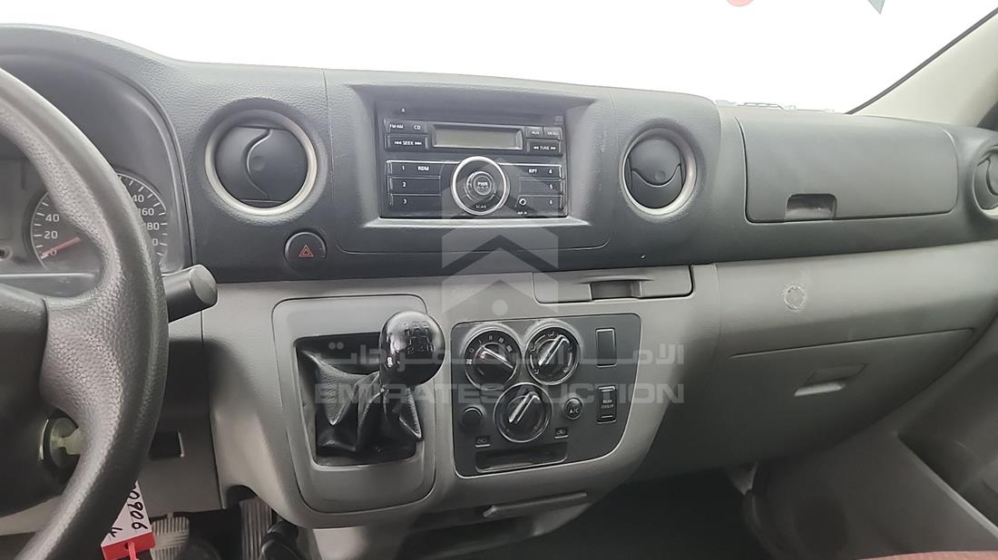 2014 Nissan Urvan — Entertainment Systems & Camera Monitor & Navigation — Photo 11