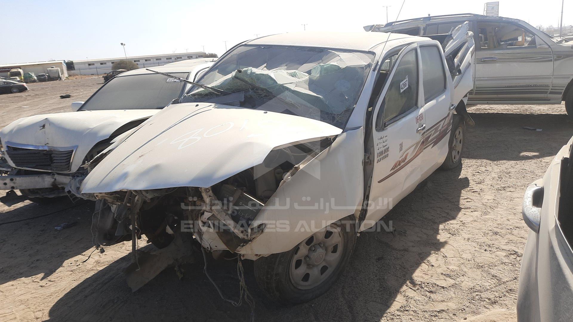 2011 TOYOTA HILUX VIN: MR0FX22G0B1326567