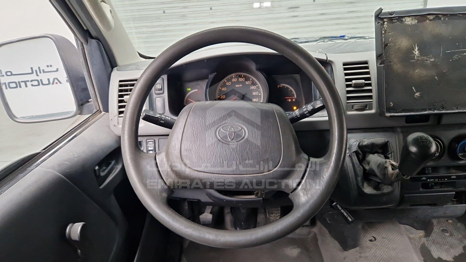 2007 TOYOTA HIACE VIN: JTGJX02PX75006785