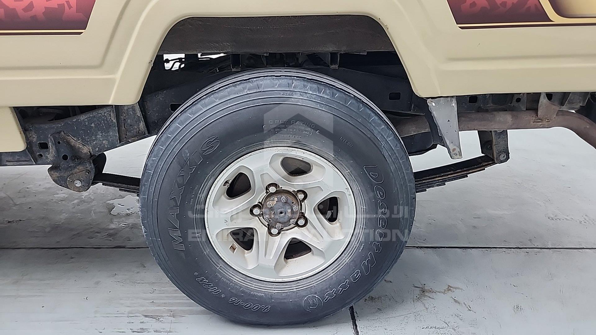 2013 TOYOTA LAND CRUISER VIN: JTFLU73J1D4546021