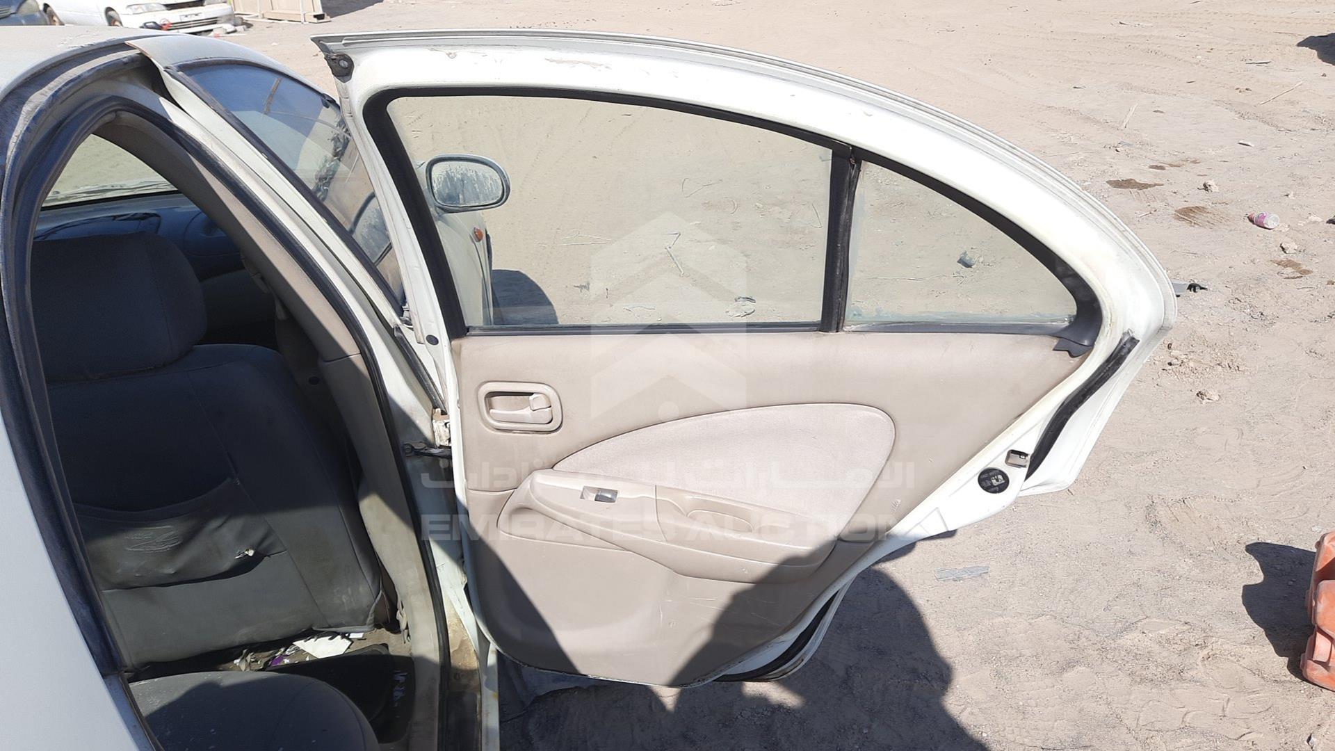 2002 NISSAN SUNNY VIN: JN1FN61C82W009474