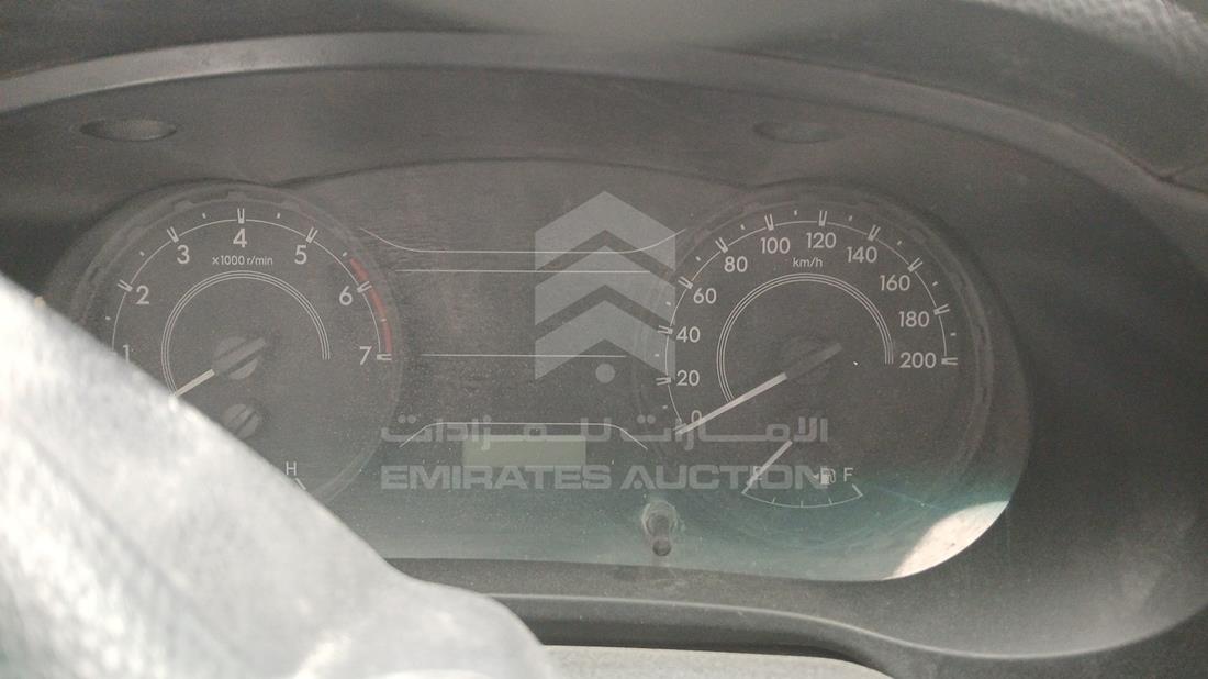 2019 Toyota Hilux — Speedometer & RPM Gauges — Photo 14