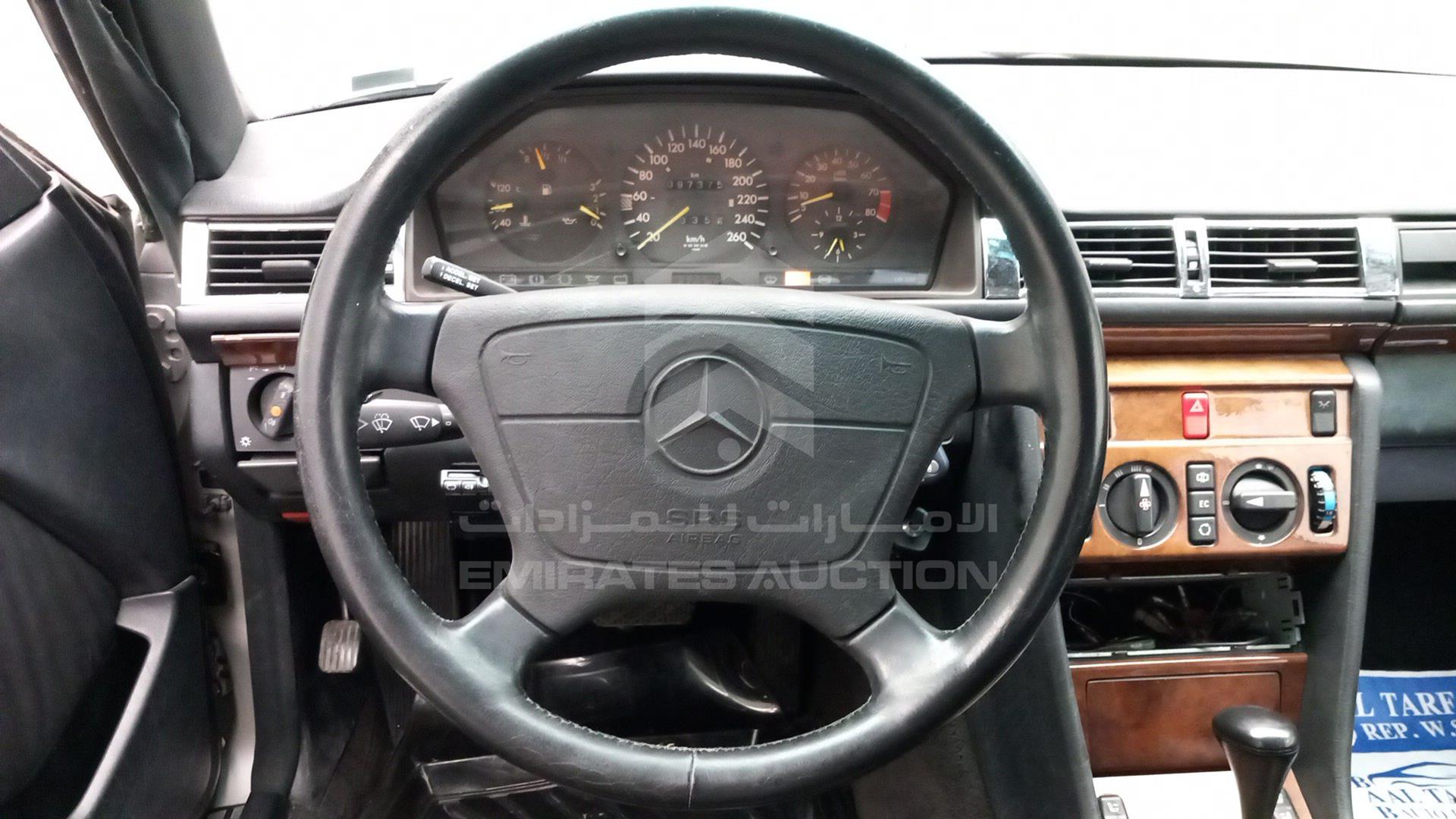 1991 MERCEDES 300 VIN: WDB1240511B458559
