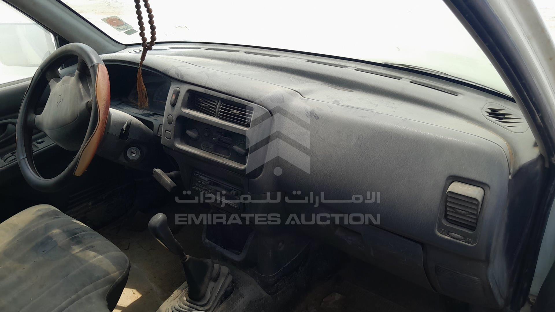 2004 MITSUBISHI L 200 VIN: MMBJNK6204D086136