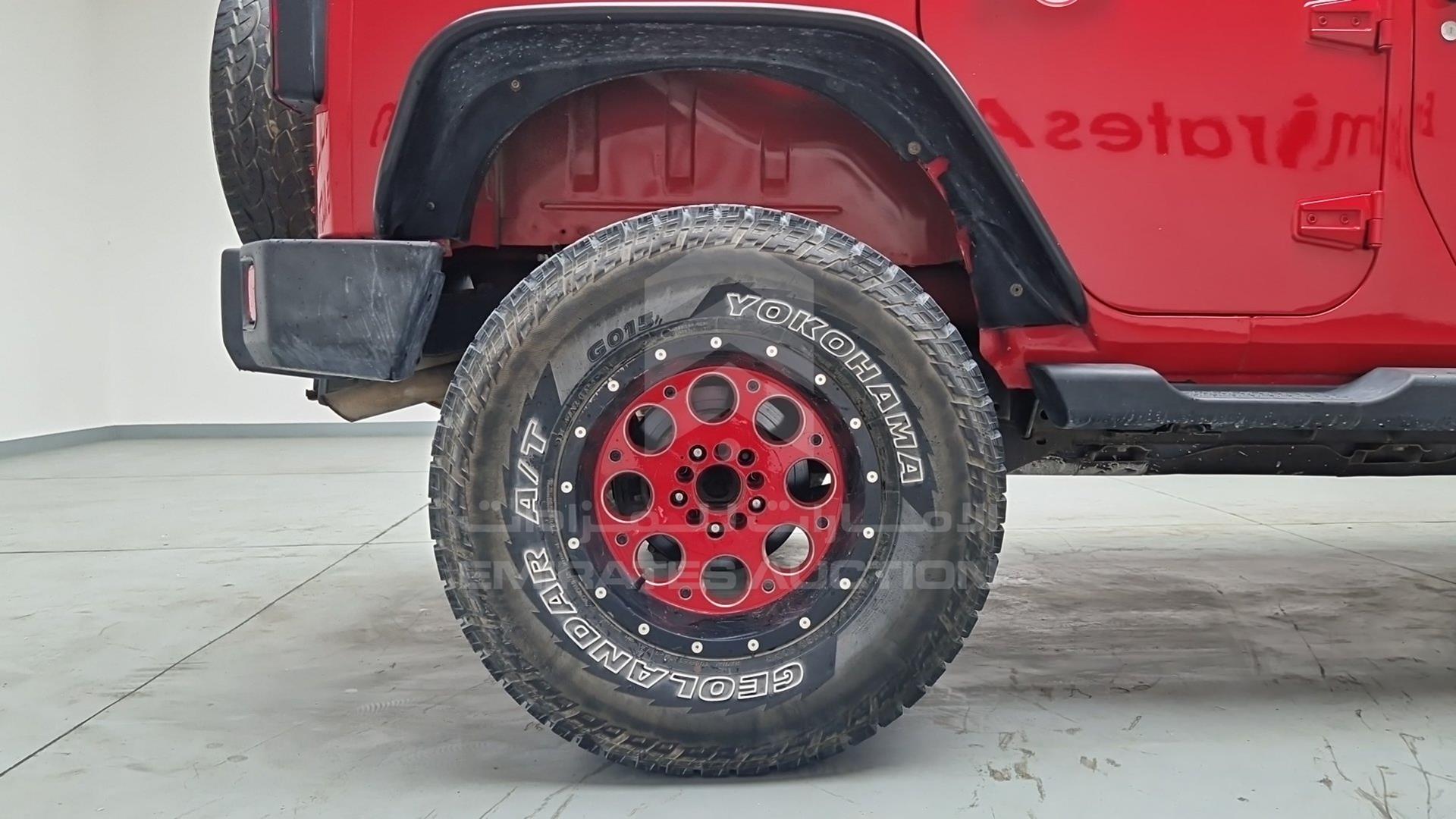 2015 JEEP WRANGLER SAHARA VIN: 1C4HJWE50FL522674