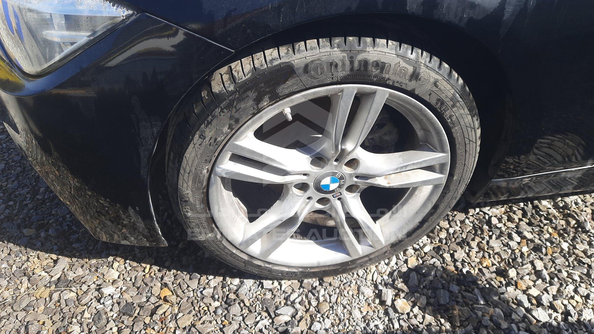 2018 BMW 318I VIN: WBA8E310XJEM52690