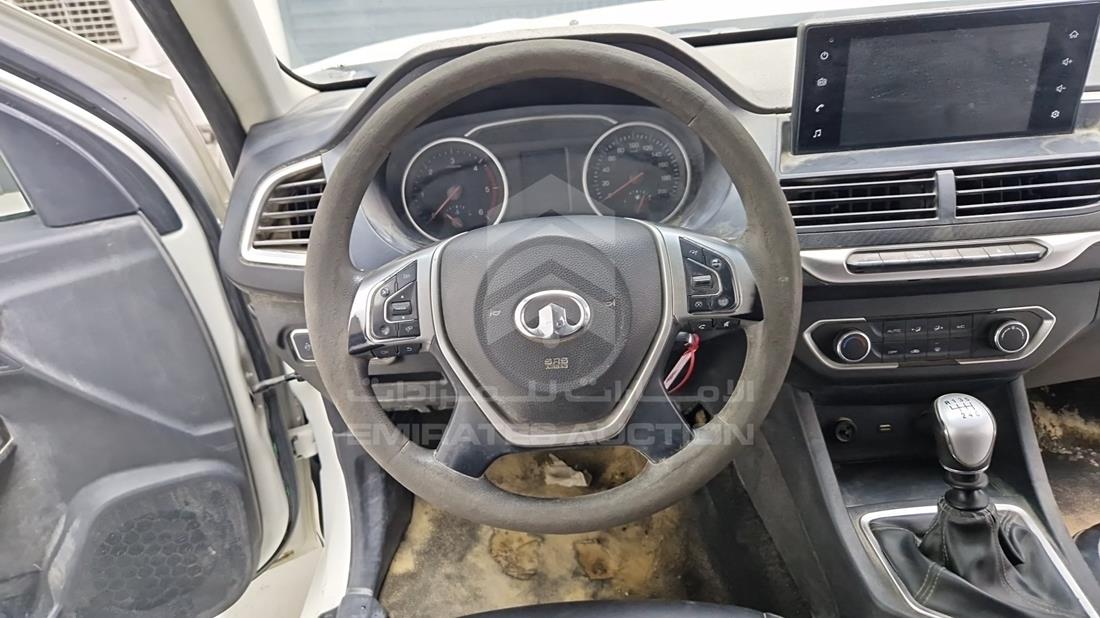 2020 Great Wall Wingle — Steering & Mounted Controls — Photo 17